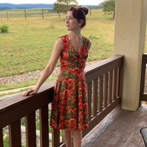 Bernie Dexter Poppy Dress Size Small